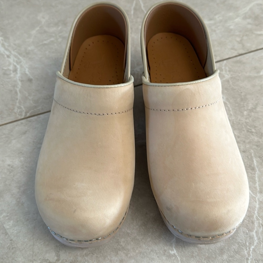 Dansko Clogs cream